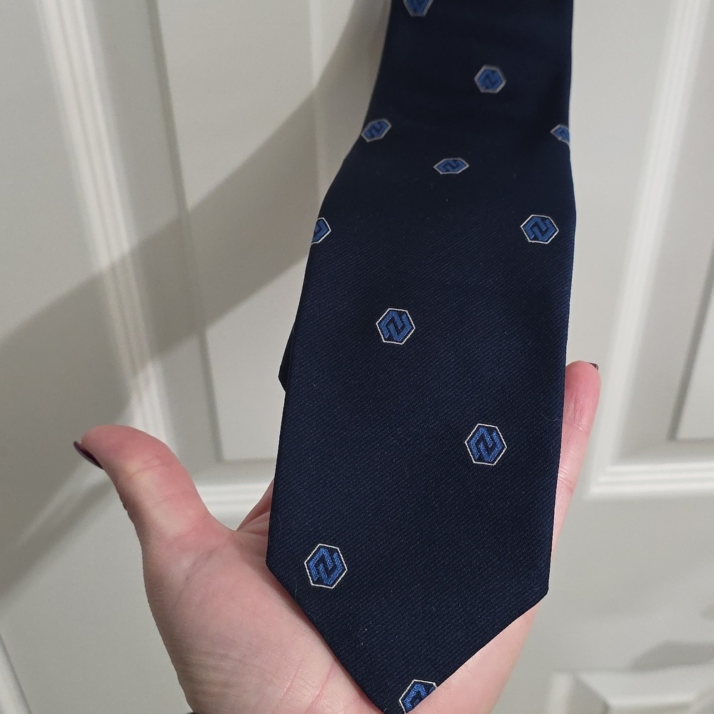 Givenchy Gentlemen Paris Navy Blue Silk Blend Tie​​